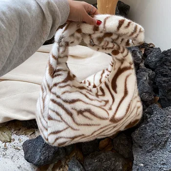 Leopard faux karusnaha kotid naistele 2022 uus luksus käekotid bolso replica Retro Fashion Käekott Naiste õlakott, kott